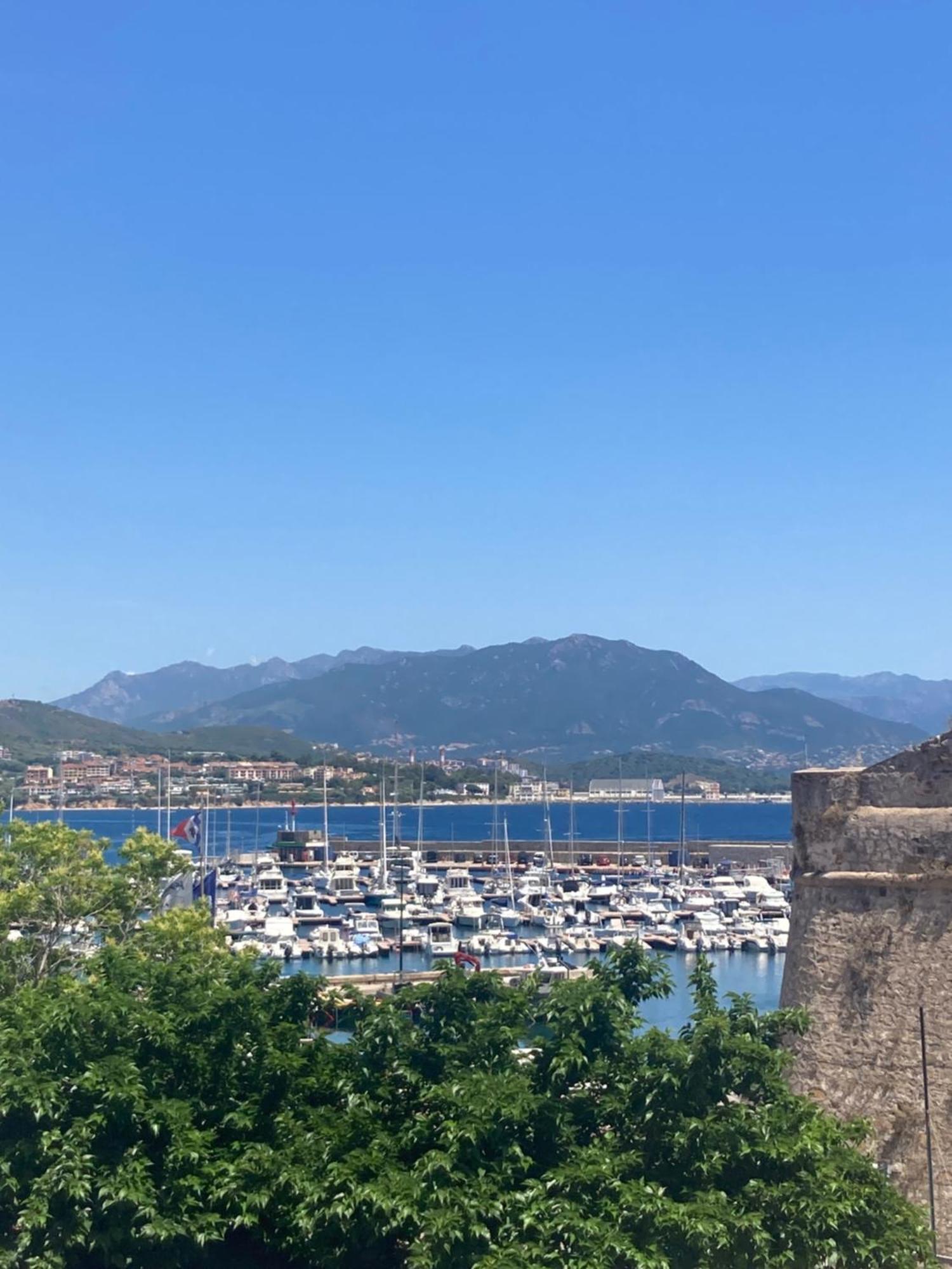 Studio Spacieux Tout Confort Cite Imperiale Ajaccio  Zewnętrze zdjęcie